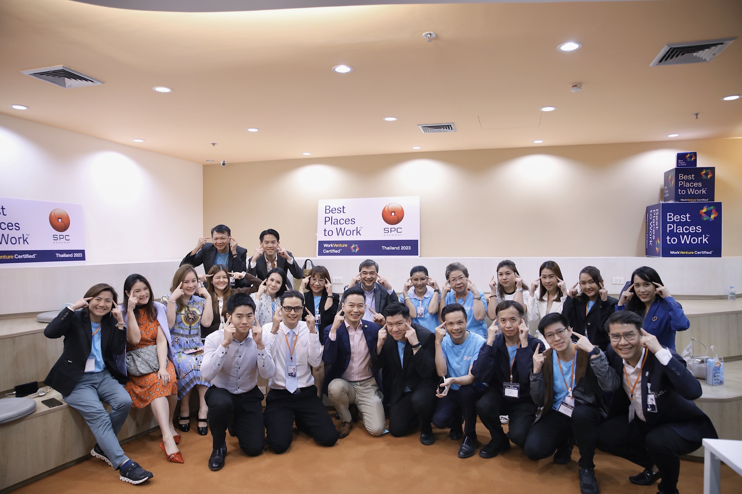 ภาพบรรยากาศการพบ Mentor กลุ่มพากเพียร,กลุ่มเสียสละอดทน และกลุ่มปัญญา