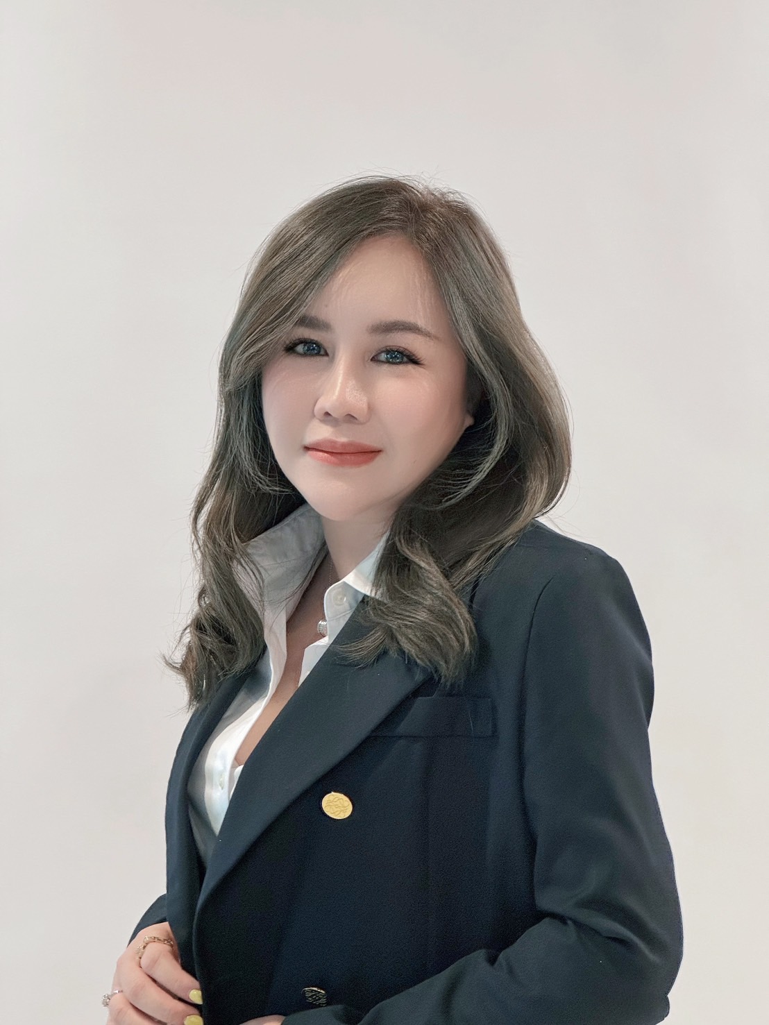 อุษณีษ์ มังฉกรรจ์ มุก